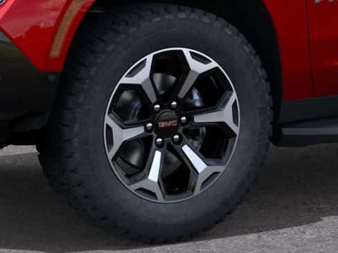 New 2026 GMC Yukon AT4 w/ LPO, Floor Liner Package AWD/4WD image 9