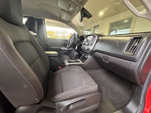 Used 2016 Chevrolet Colorado LT image 16