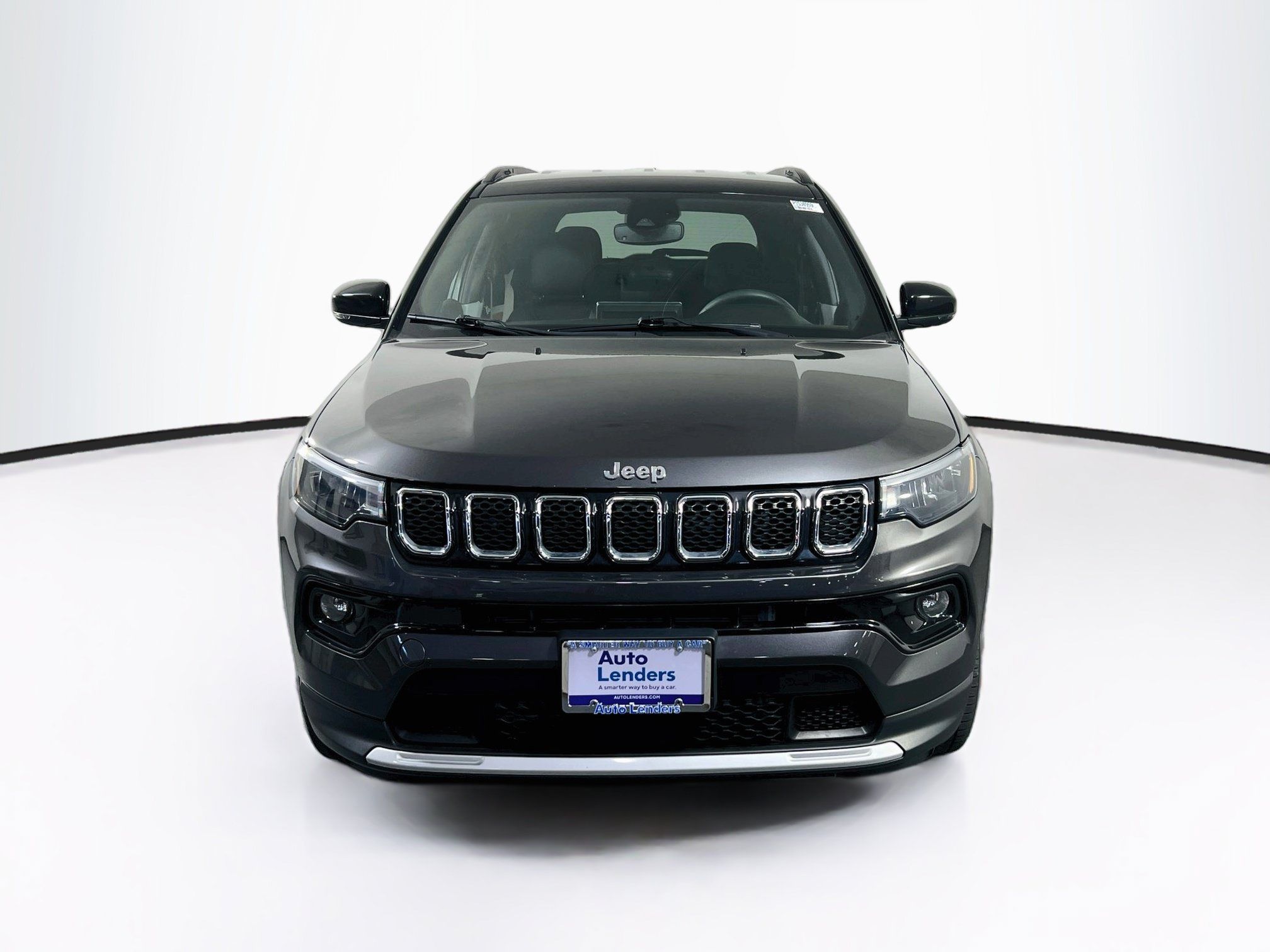 Used 2023 Jeep Compass Limited AWD/4WD image 2