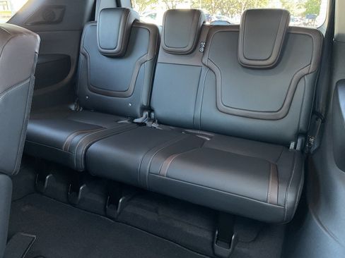 New 2026 Nissan Armada SL image 17