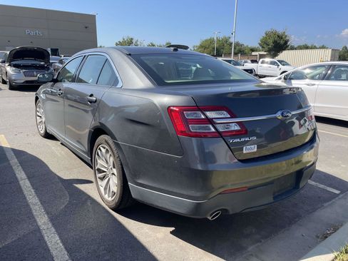 Used 2016 Ford Taurus Limited FWD image 3