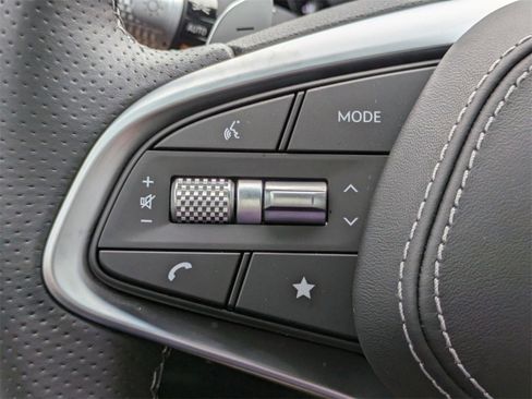 New 2025 Genesis GV70 2.5T w/ Sport Prestige Package image 32