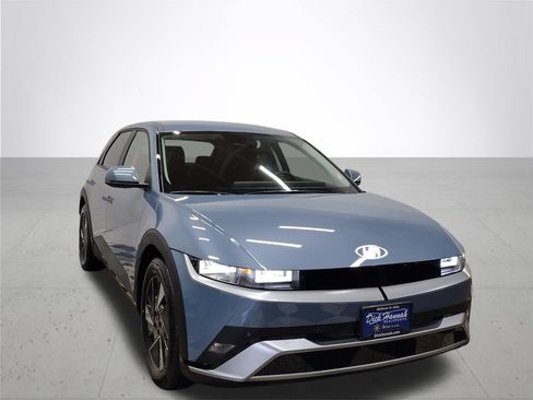 Certified 2026 Hyundai Ioniq 5 SE RWD image 5