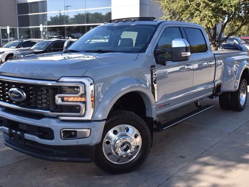 Used 2026 Ford F450 Platinum w/ Platinum Plus Package image 48