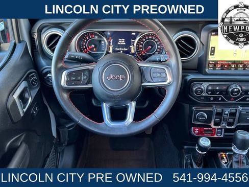 Used 2022 Jeep Gladiator Rubicon w/ Cold Weather Group image 13