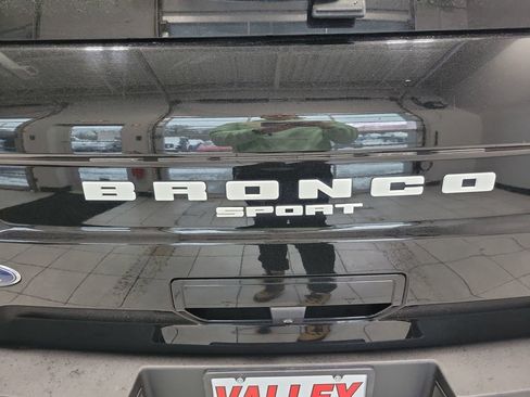 Used 2021 Ford Bronco Sport Badlands image 15