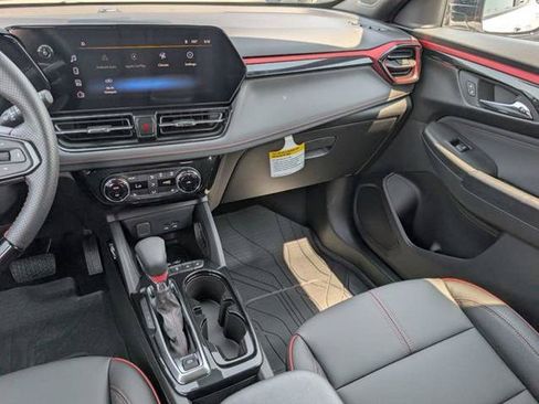New 2026 Chevrolet TrailBlazer RS w/ Convenience Package FWD image 9