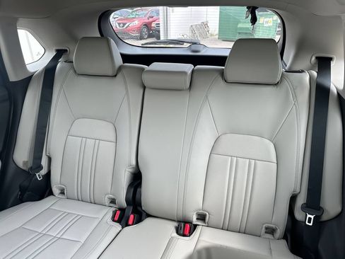 Used 2026 Honda HR-V EX-L image 17