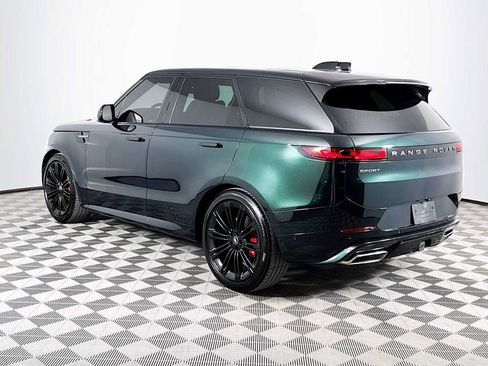 Used 2025 Land Rover Range Rover Sport Dynamic SE image 7