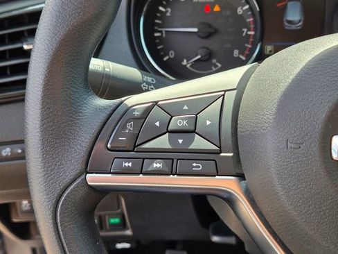 Used 2022 Nissan Rogue Sport S AWD/4WD image 27