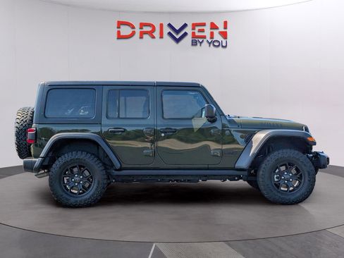 Used 2024 Jeep Wrangler Unlimited Sport AWD/4WD image 6