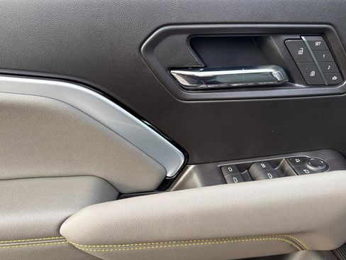 New 2026 Chevrolet Colorado ZR2 w/ ZR2 Bison Edition image 8