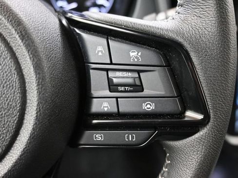 Used 2025 Subaru Forester Premium AWD/4WD image 26