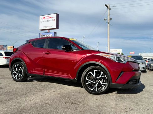 Used 2018 Toyota C-HR XLE FWD image 44
