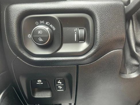 Used 2020 RAM 1500 Sport w/ Leather & Sound Group AWD/4WD image 33