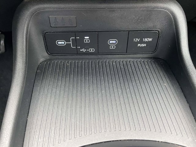 Certified 2024 Hyundai Kona SE FWD image 28