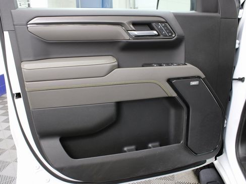 Used 2023 Chevrolet Silverado 1500 ZR2 image 73