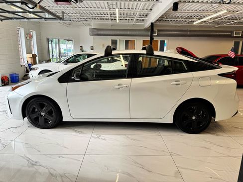 Used 2021 Toyota Prius FWD image 8