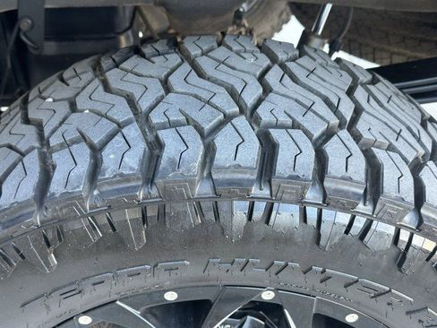 Used 2018 Chevrolet Silverado 1500 LT w/ All Star Edition image 22