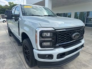 Used 2025 Ford F350 Lariat w/ Lariat Ultimate Package AWD/4WD video 1