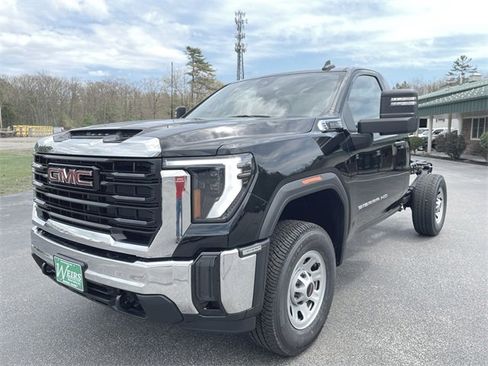 New 2025 GMC Sierra 3500 Pro w/ Convenience Package image 10