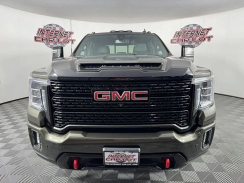 Used 2023 GMC Sierra 2500 AT4 w/ AT4 Preferred Package AWD/4WD image 2