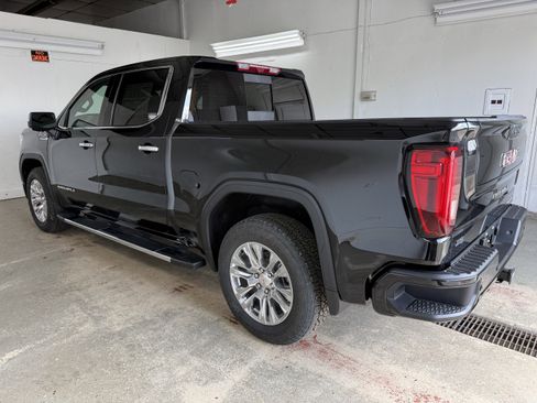 New 2026 GMC Sierra 1500 Denali w/ Technology Package image 4