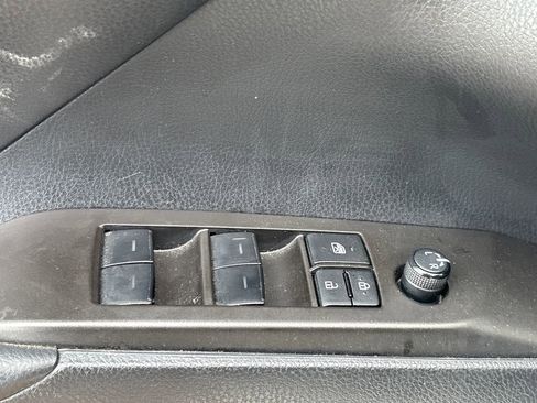 Used 2024 Toyota Camry SE image 6