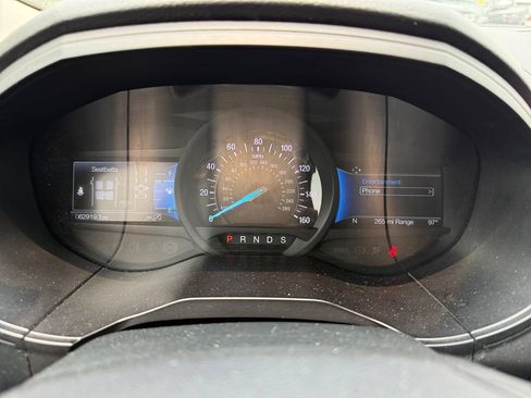 Used 2024 Ford Edge Titanium AWD/4WD image 16
