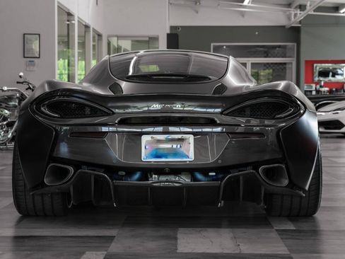 Used 2017 McLaren 570S RWD image 20