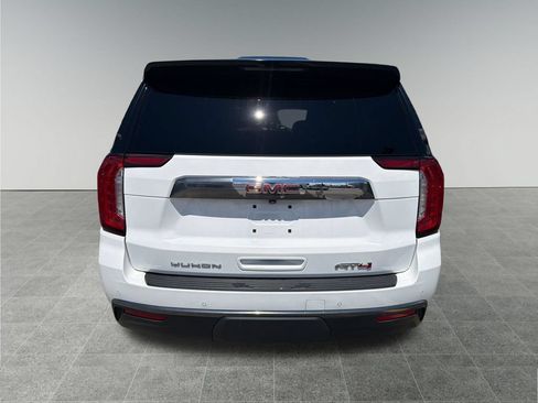 Used 2023 GMC Yukon XL AT4 w/ AT4 Premium Package AWD/4WD image 5