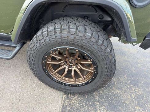 Used 2020 Jeep Wrangler Unlimited Rubicon AWD/4WD image 7