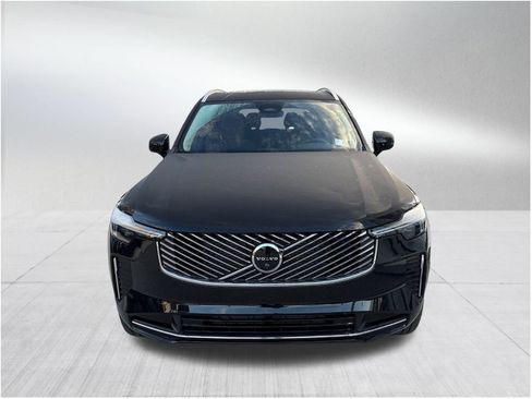 New 2026 Volvo XC90 B5 Plus image 2