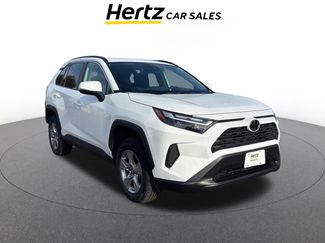 Used 2025 Toyota RAV4 XLE video 1