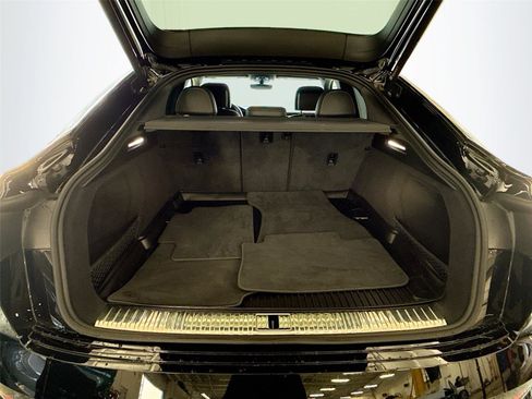 Certified 2023 Audi e-tron S Premium Plus w/ Black Optic Package image 27