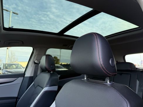 Used 2024 Volkswagen Atlas Peak Edition SE image 23