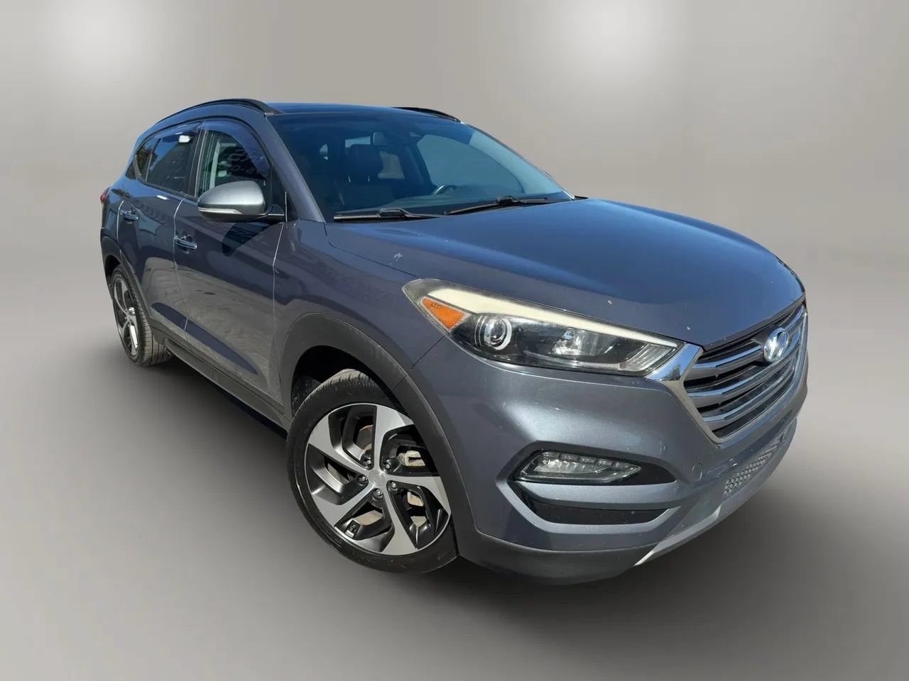 Used 2016 Hyundai Tucson Limited w/ Option Group 03 AWD/4WD image 3