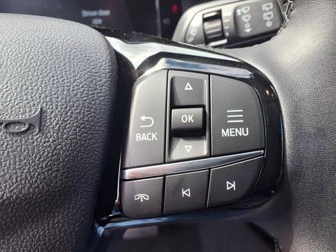 New 2025 Ford Escape SE image 14