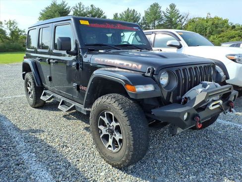 Used 2023 Jeep Wrangler Unlimited Rubicon w/ Cold Weather Group AWD/4WD image 13