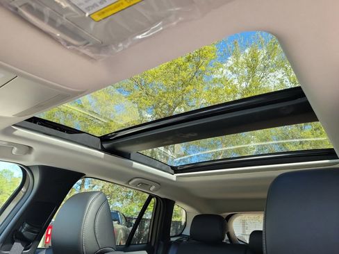 New 2026 MAZDA CX-50 Meridian Edition w/ Weather Package image 32