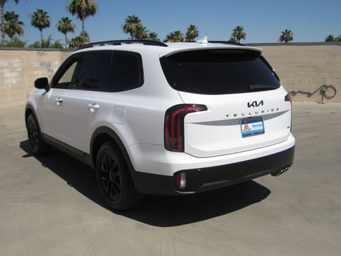 Used 2025 Kia Telluride SX Prestige X-Pro AWD/4WD image 6