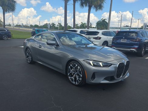 Used 2025 BMW 430i Coupe w/ Convenience Package image 2