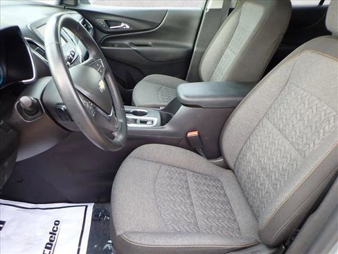 Used 2024 Chevrolet Equinox LT image 12