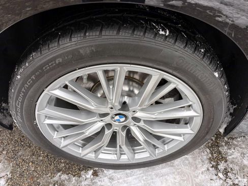 Used 2023 BMW 330i xDrive Sedan w/ Driving Assistance Package image 10