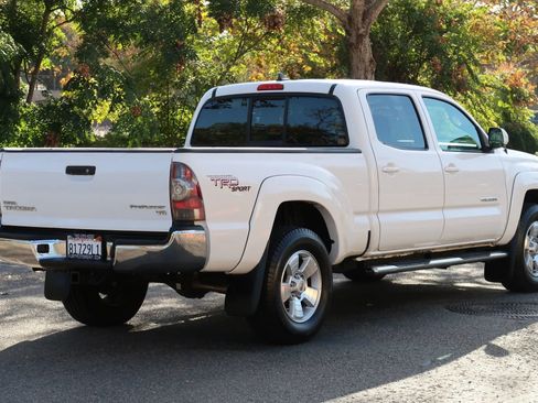 Used 2013 Toyota Tacoma PreRunner w/ TRD Sport Pkg image 5