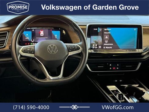 Used 2024 Volkswagen Atlas SE FWD image 24