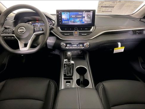 New 2026 Nissan Altima 2.5 SV w/ SV Premium Package FWD image 2