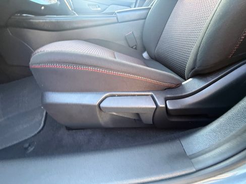 Used 2026 Nissan Sentra SR w/ Floor Mat Package image 14