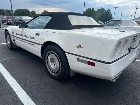 Used 1986 Chevrolet Corvette Convertible image 5