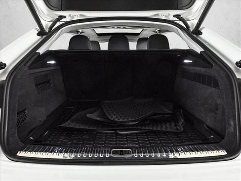 Used 2023 Audi Q8 Premium Plus w/ Premium Plus Package image 6